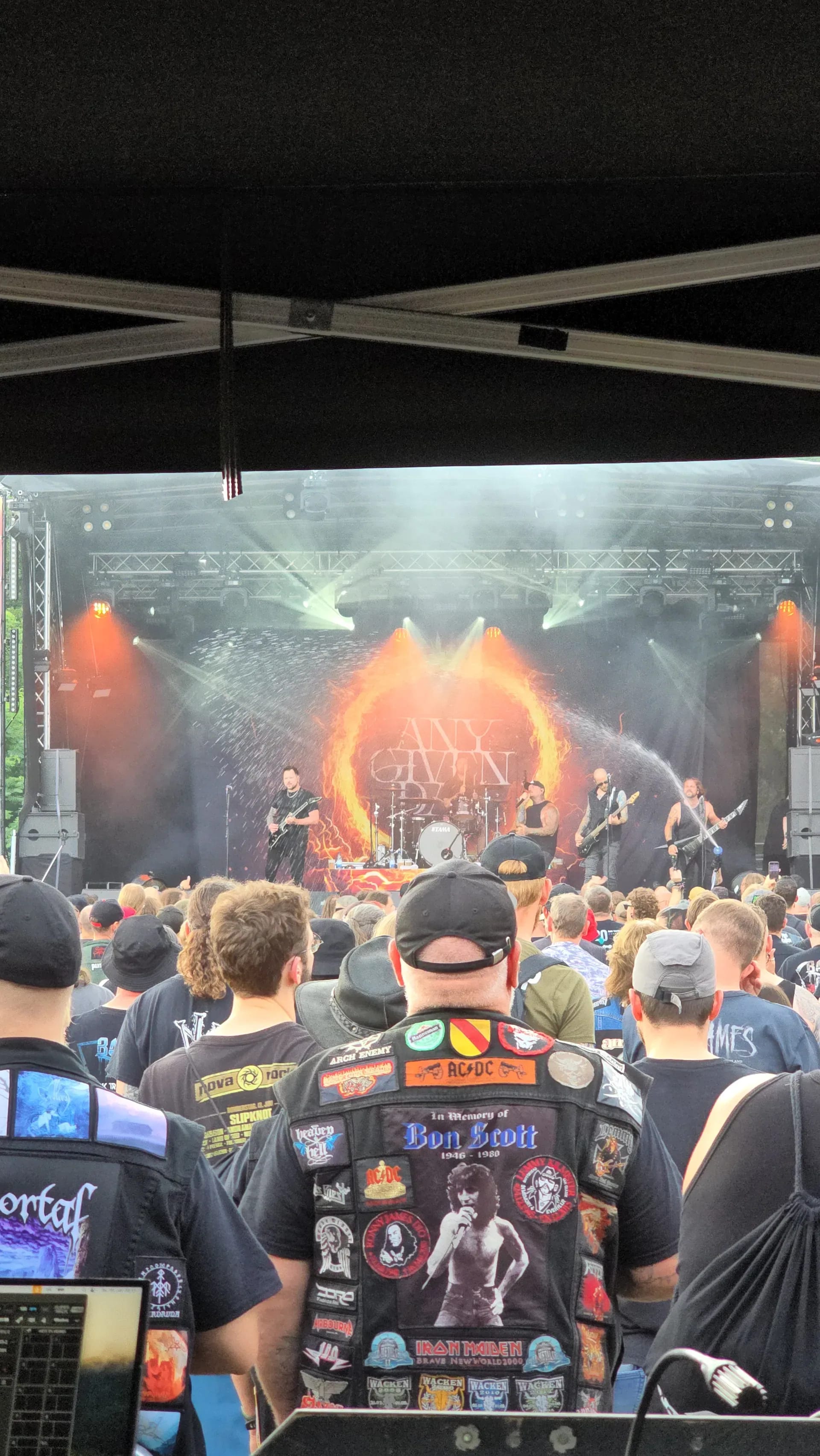 BiB Stage-Wide